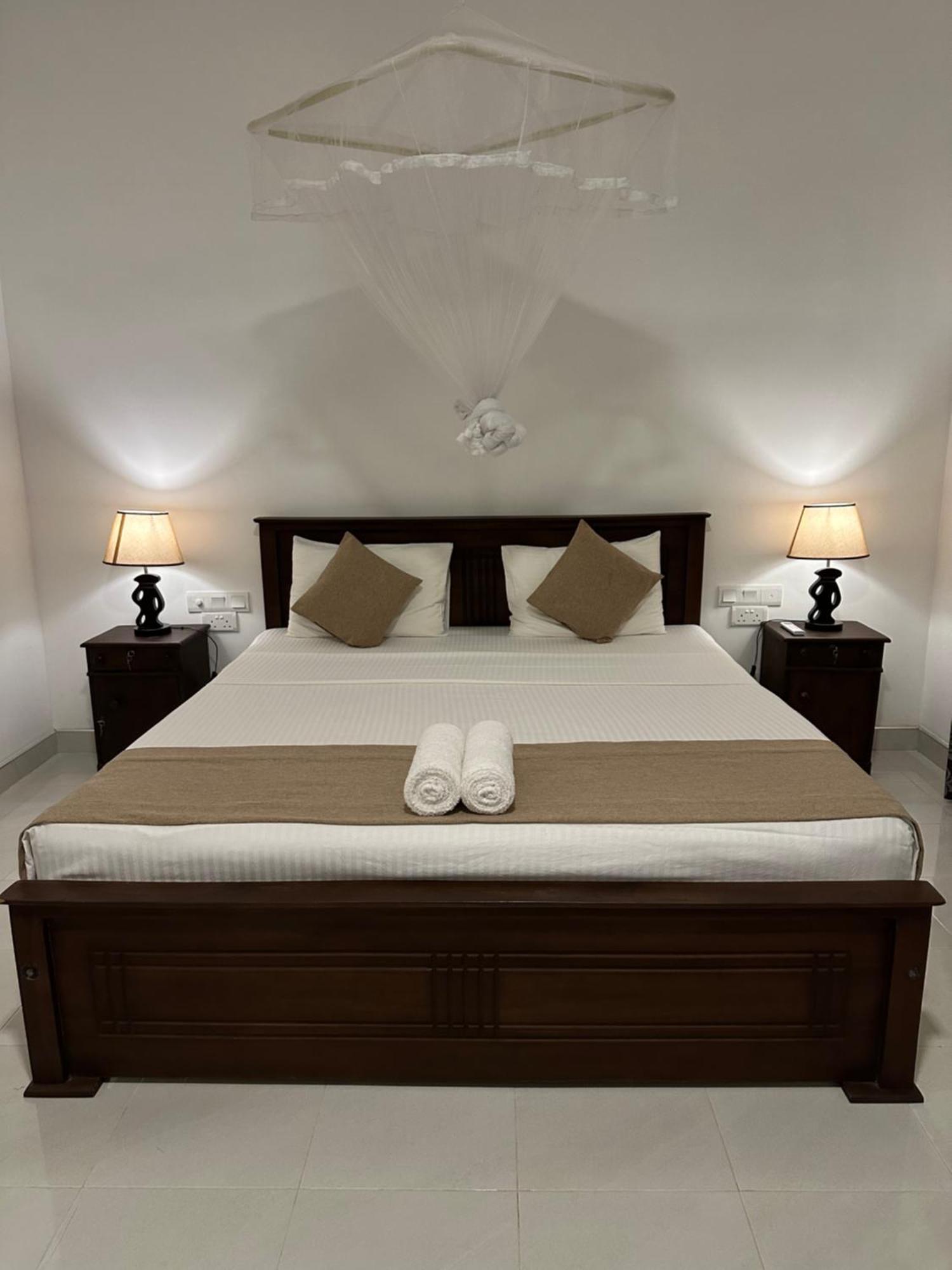 Sigiri Hibiscus Villa Сигирия Экстерьер фото
